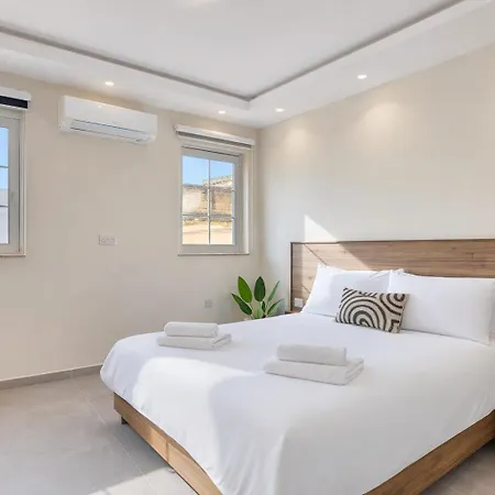 New! Spacious 3 Bedroom In Mgarr By Sf Homes Apartament